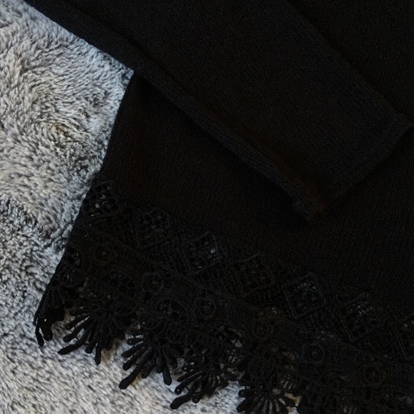 NOT FOR SALE! DONT BUY‼️2/$23‼️ Black H&M Long Sleeve - Picture 2 of 8